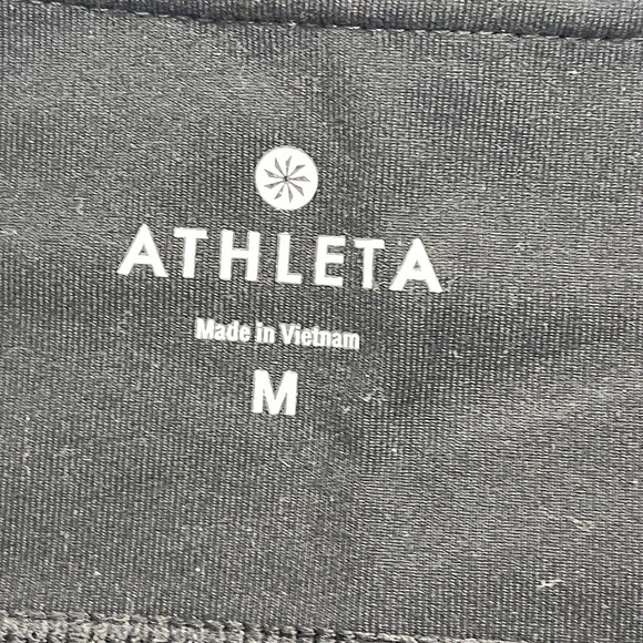 Athleta Leggings Womens Medium Black Kickbooty Capri Pull On Yoga Pants Stretch - Picture 3 of 11